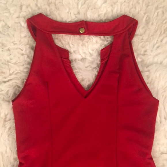 Red Dress - Picture 5 of 5